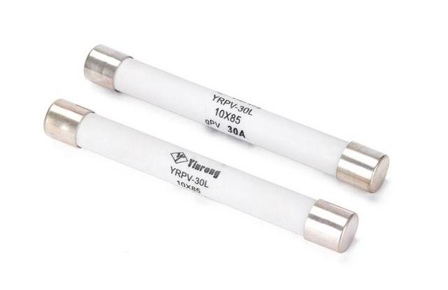 Kaluwihan saka 1500VDC Solar PV Fuse Link